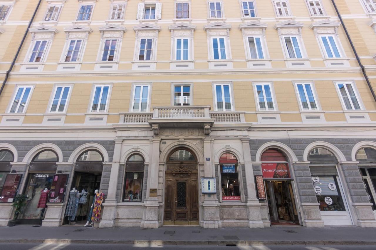 Nuovo Albergo Centro Triëst Buitenkant foto