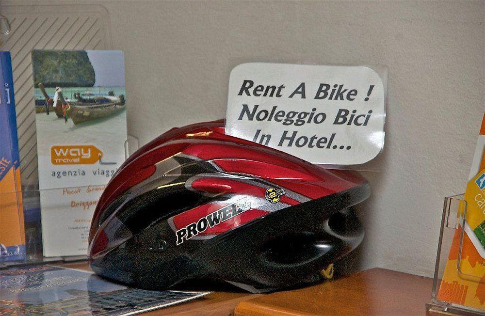 Nuovo Albergo Centro Triëst Buitenkant foto