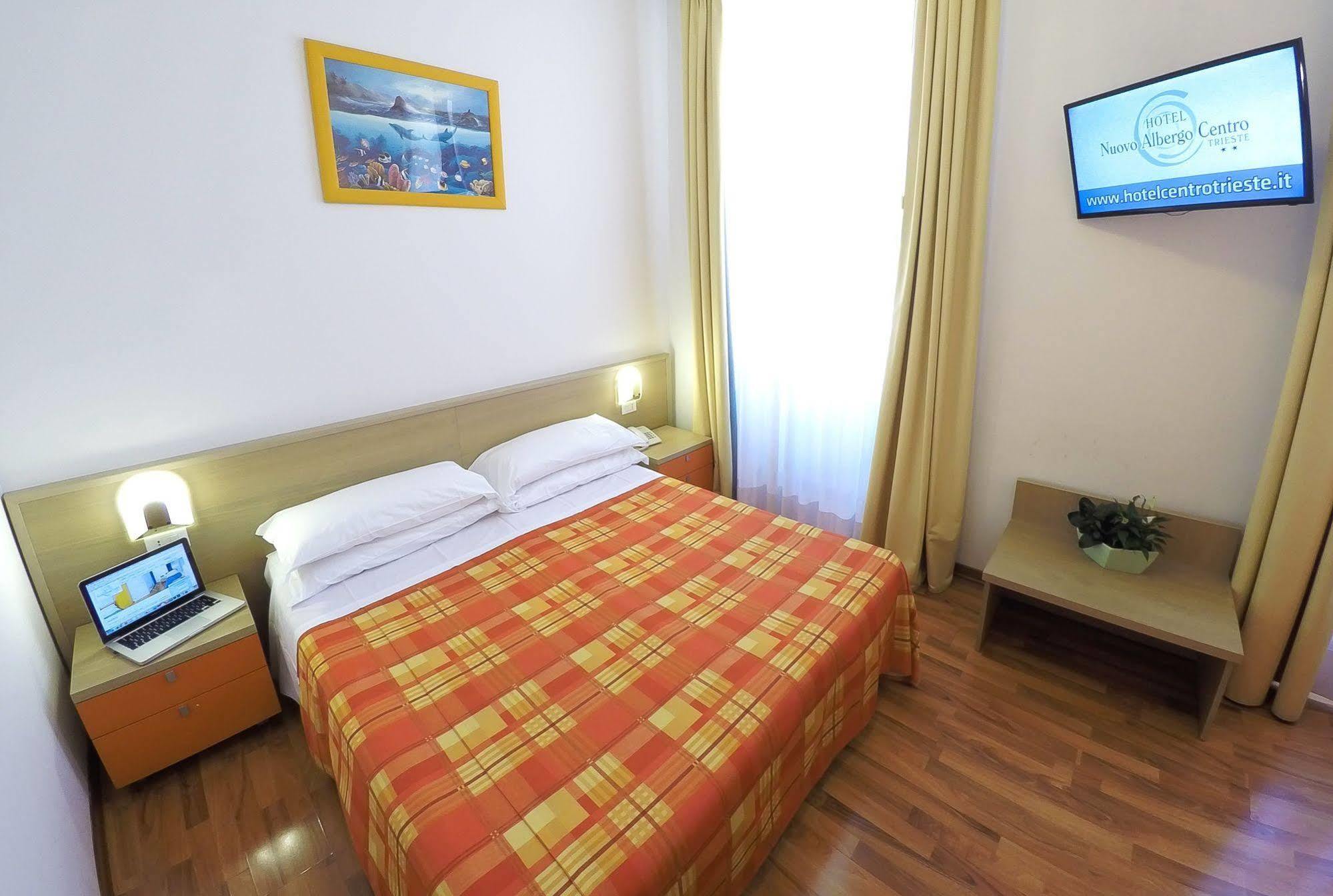 Nuovo Albergo Centro Triëst Buitenkant foto