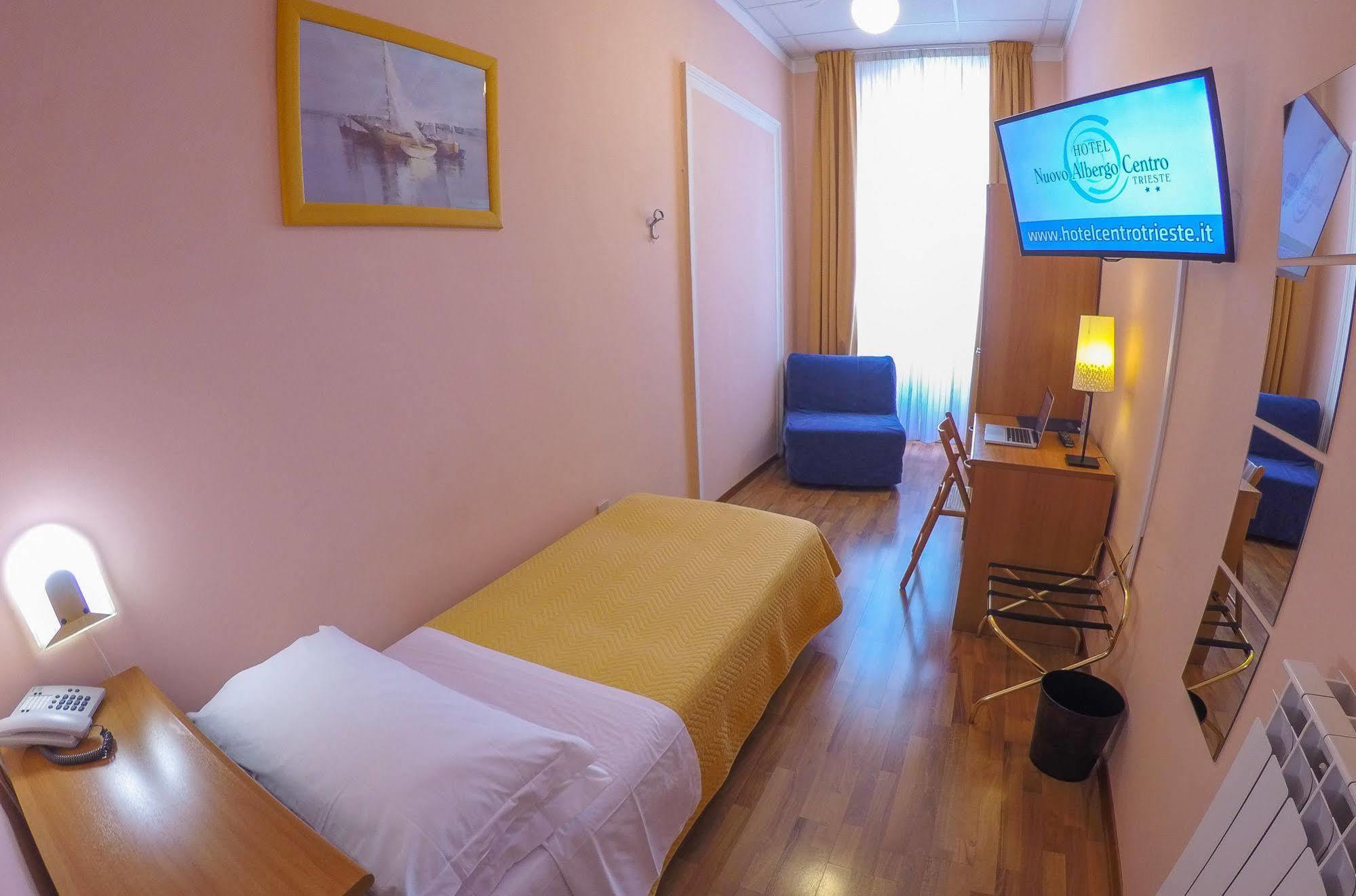 Nuovo Albergo Centro Triëst Buitenkant foto